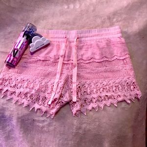 No Boundaries shorts